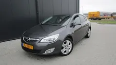 Grijs Gebruikt 2011 Opel Astra Edition Hatchback | € 2.750 (Eerlijke prijs)