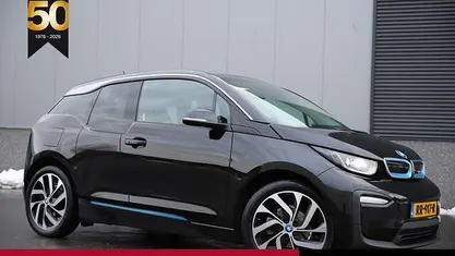 Zwart Occasion 2018 BMW i3 Executive Hatchback | € 13.499 (Goede deal)