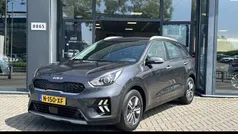 Grijs Gebruikt 2022 Kia Niro SUV | € 26.895 (Goede deal)