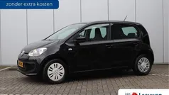 Zwart Gebruikt 2014 VW up! move up! Hatchback | € 6.795 (Eerlijke prijs)