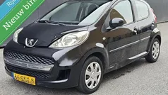 Gebruikt 2011 Peugeot 107 Sportium Hatchback | € 1.700 (Goede deal)