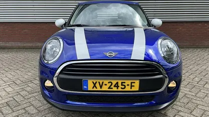 Blauw Gebruikt 2019 Mini Cooper Sport Hatchback | € 17.999 (Eerlijke prijs)