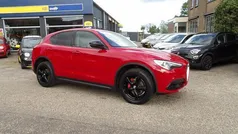 Rood Gebruikt 2018 Alfa Romeo Stelvio Sprint SUV | € 27.950 (Super prijs)