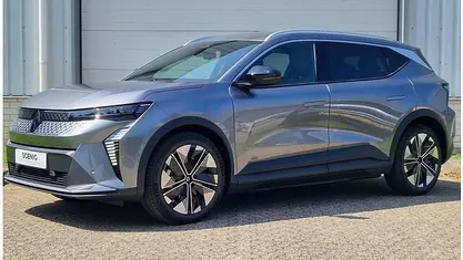 Grijs Nieuw 2025 Renault Scenic E-Tech Techno SUV | € 44.425 (Eerlijke prijs)