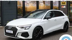 Wit Gebruikt 2022 Audi A3 Sportback e-tron S-Line Hatchback | € 33.745 (Eerlijke prijs)