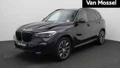 Zwart Gebruikt 2020 BMW X5 Executive SUV | € 49.900 (Goede deal)