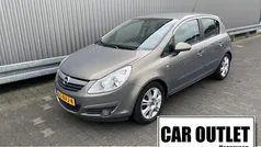 Grijs Gebruikt 2010 Opel Corsa Edition Hatchback | € 3.750 (Goede deal)