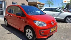 Oranje Gebruikt 2014 VW up! Groove Hatchback | € 6.850 (Eerlijke prijs)