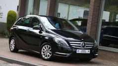 Zwart Gebruikt 2012 Mercedes B180 Ambition MPV | € 11.950 (Eerlijke prijs)