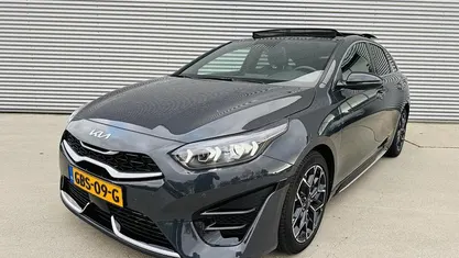 Occasion Kia ProCeed GT-Line 140 PK (102 kW) 2024 Grijs Stationwagen