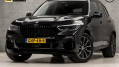 Zwart Gebruikt 2020 BMW X5 Executive SUV | € 53.445 (Eerlijke prijs)