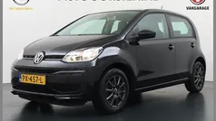 Zwart Gebruikt 2017 VW up! Executive Hatchback | € 7.495 (Eerlijke prijs)