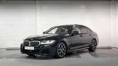 Zwart Gebruikt 2023 BMW 540 Comfort Edition Sedan | € 61.900 (Eerlijke prijs)