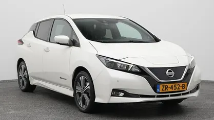 Wit Occasion 2019 Nissan Leaf N-Connecta Hatchback | € 9.800 (Goede deal)