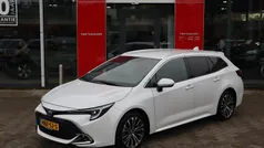 Gebruikt 2024 Toyota Corolla Style Stationwagen | € 29.890 (Eerlijke prijs)