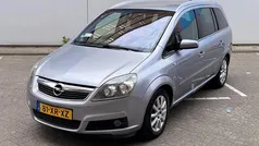 Grijs Gebruikt 2007 Opel Zafira Executive MPV | € 2.450 (Eerlijke prijs)
