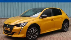 Geel Gebruikt 2019 Peugeot 208 GT-line Hatchback | € 14.940 (Eerlijke prijs)