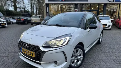 Occasion DS Automobiles DS3 So Chic 110 PK (80 kW) 2017 Wit Hatchback