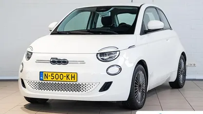 Wit Gebruikt 2021 Fiat 500e Passion Hatchback | € 14.890 (Goede deal)
