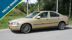 Gebruikt 2001 Volvo S60 Sedan | € 649 (Eerlijke prijs)