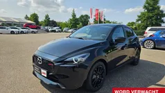 Zwart, metallic lak Gebruikt 2024 Mazda 2 Homura-Line Hatchback | € 23.950 (Goede deal)