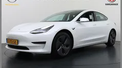 Gebruikt 2019 Tesla Model 3 Standard Range Plus Sedan | € 19.895 (Eerlijke prijs)