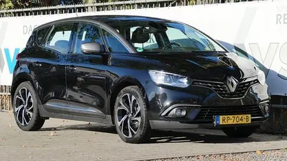 Gebruikt 2017 Renault Scénic IV Intens MPV | € 9.900 (Eerlijke prijs)