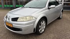 Grijs Gebruikt 2006 Renault Mégane Cabriolet Cabriolet | € 2.950 (Eerlijke prijs)
