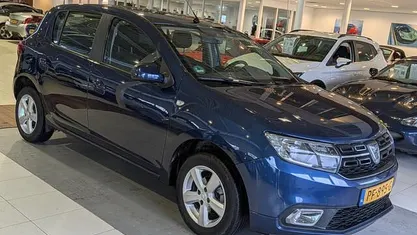 Occasion 2017 Dacia Sandero Lauréate Hatchback | € 6.944 (Goede deal)