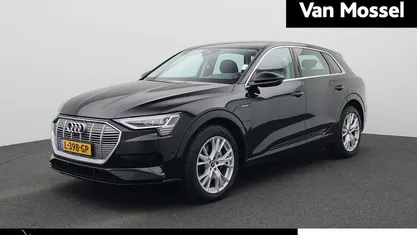 Zwart Gebruikt 2021 Audi e-tron Design SUV | € 29.900 (Goede deal)