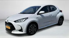 Wit Gebruikt 2020 Toyota Yaris Hatchback | € 20.990 (Eerlijke prijs)