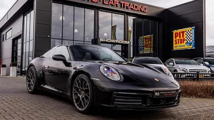 Zwart Occasion 2020 Porsche 992 Cabriolet | € 159.992 (Super prijs)