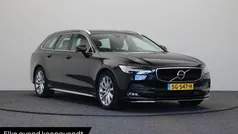 Zwart Gebruikt 2018 Volvo V90 Momentum Stationwagen | € 26.945 (Eerlijke prijs)