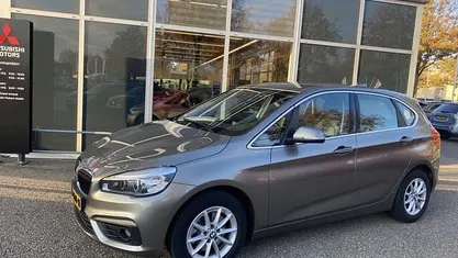 Gebruikt 2016 BMW 220 Executive Stationwagen | € 17.900 (Eerlijke prijs)