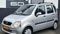 Gebruikt 2002 Opel Agila Comfort Hatchback | € 745 (Eerlijke prijs)