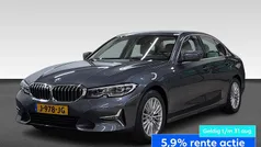 Grijs Gebruikt 2020 BMW 320 Executive Sedan | € 24.925 (Goede deal)