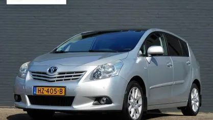 Occasion Toyota Verso Business Edition 147 PK (108 kW) 2012 Grijs MPV