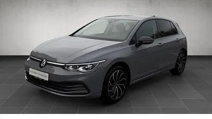 Occasion 2024 VW Golf VIII Move Hatchback | € 32.396 (Eerlijke prijs)