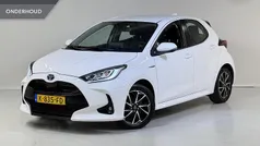 Gebruikt 2020 Toyota Yaris Hybrid Hatchback | € 19.745 (Eerlijke prijs)