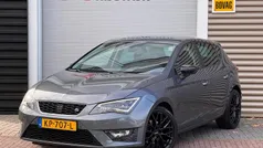 Grijs Gebruikt 2017 Seat Leon CONNECT Hatchback | € 10.950 (Eerlijke prijs)