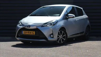 Occasion Toyota Yaris Sport 69 PK (50 kW) 2018 Grijs Hatchback