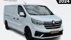 Licht wit Gebruikt 2024 Renault Trafic Komfort Van | € 33.500 (Eerlijke prijs)
