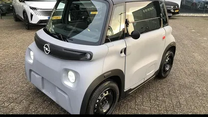 Nieuw Opel Rocks-e Rocks 132 kW (180 PK) 2025 Grijs Hatchback