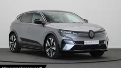 Grijs Nieuw 2025 Renault Mégane Iconic Hatchback | € 39.995 (Eerlijke prijs)