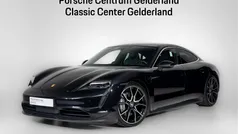 Gebruikt 2023 Porsche Taycan Performance Package Sedan | € 74.900 (Eerlijke prijs)