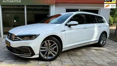 Wit Gebruikt 2020 VW Passat Business Stationwagen | € 25.950 (Eerlijke prijs)
