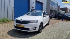 Wit Gebruikt 2014 Skoda Rapid Elegance Hatchback | € 4.950 (Eerlijke prijs)