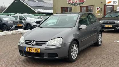 Grijs Occasion 2007 VW Golf V Hatchback | € 3.850 (Eerlijke prijs)