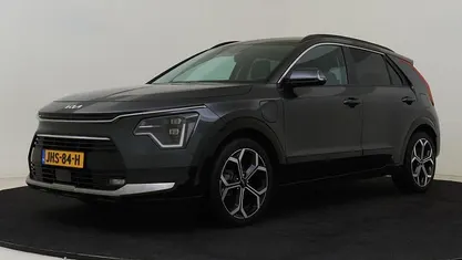 Grijs Gebruikt 2023 Kia Niro SUV | € 31.425 (Eerlijke prijs)