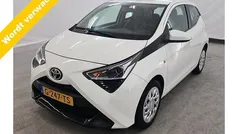 Gebruikt 2019 Toyota Aygo X-play Hatchback | € 9.899 (Eerlijke prijs)